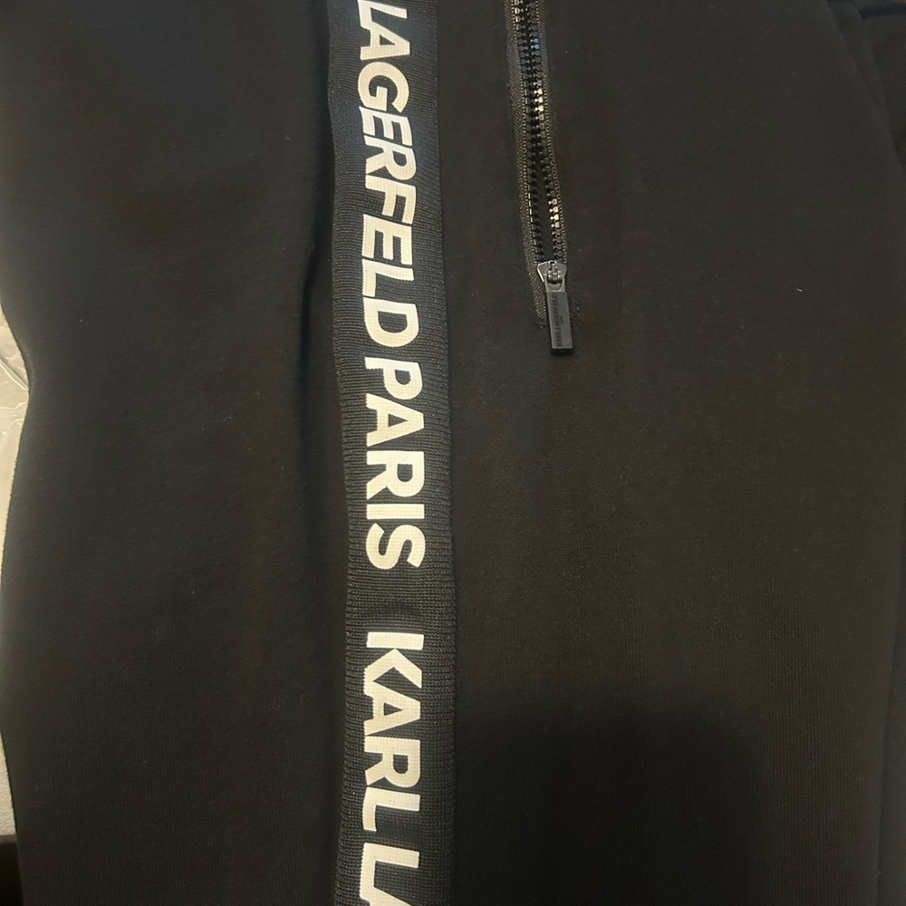 Karl Lagerfeld Black Hoodie and jogger set with Logo Accents - Picture 3 of 5